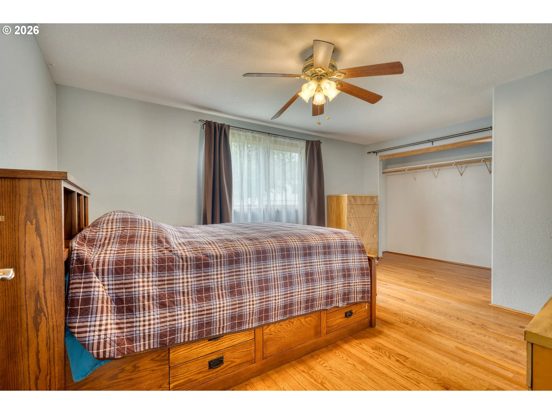 Primary Bedroom-Main