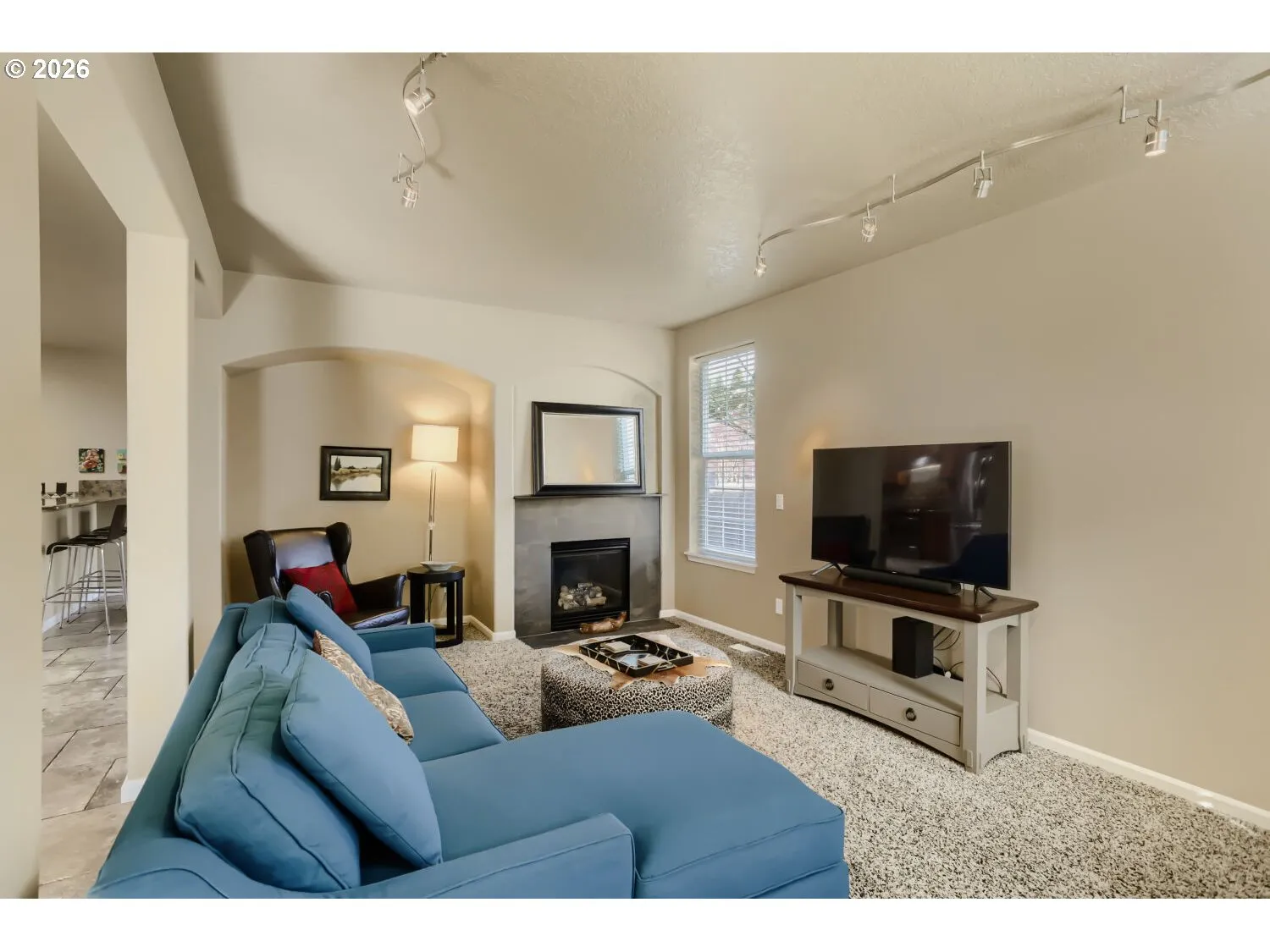 Living Room-Fireplace