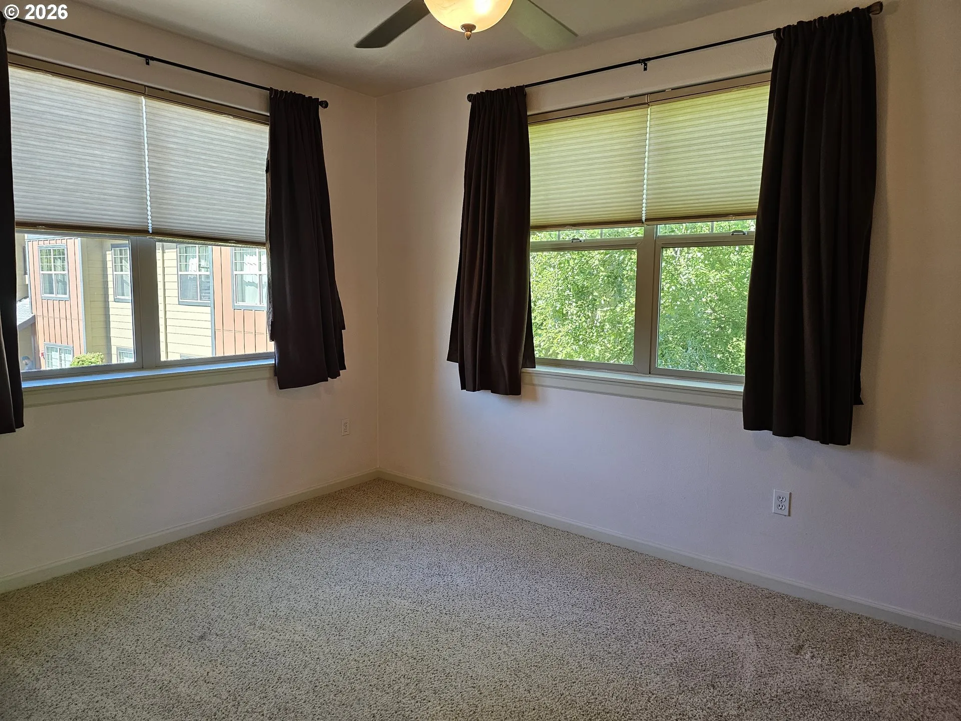 Bedroom, Primary