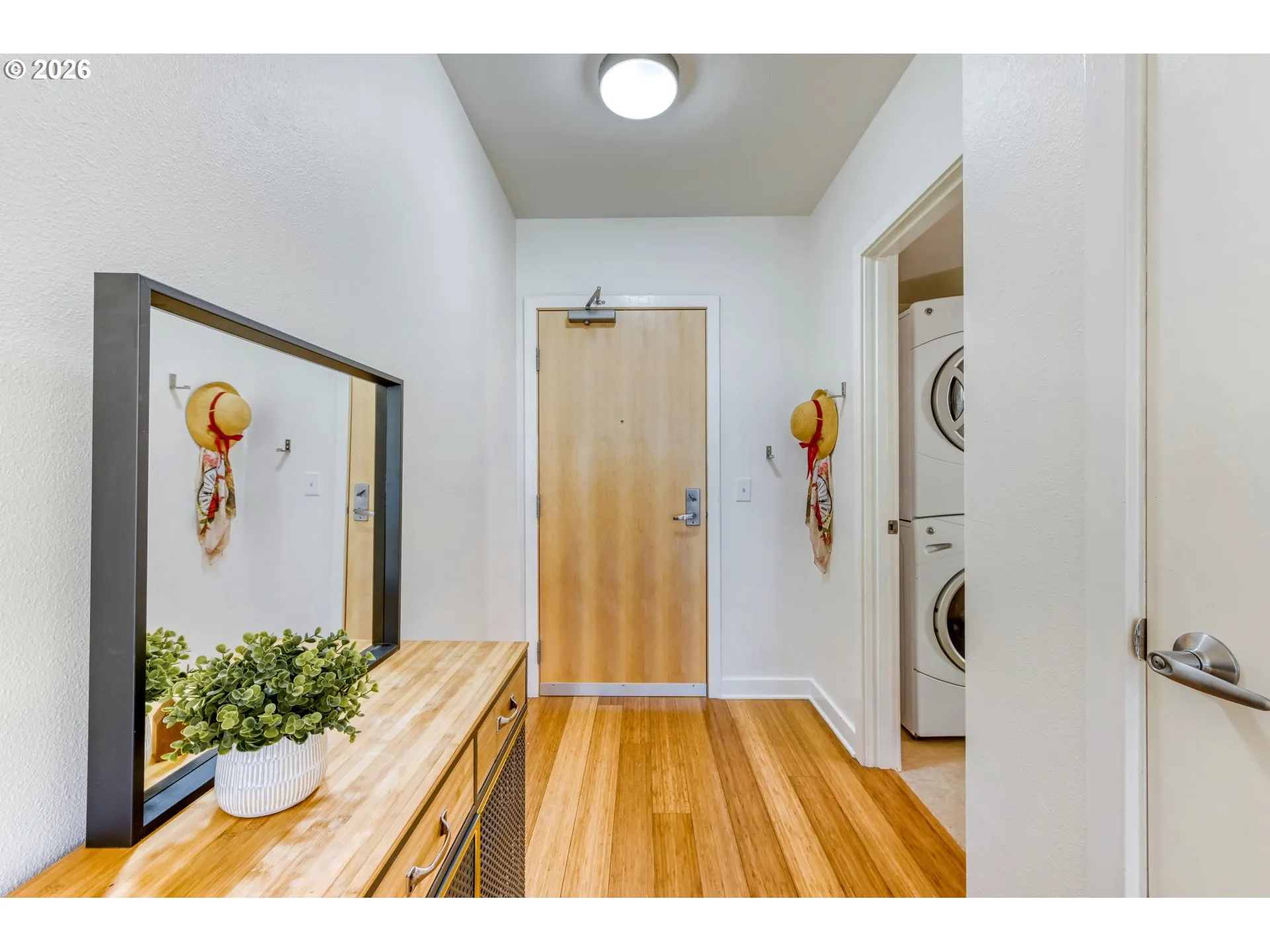 Entrance/Foyer