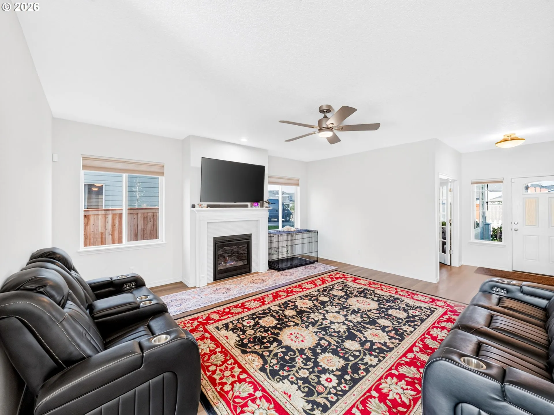 Living Room-Ceiling Fan
