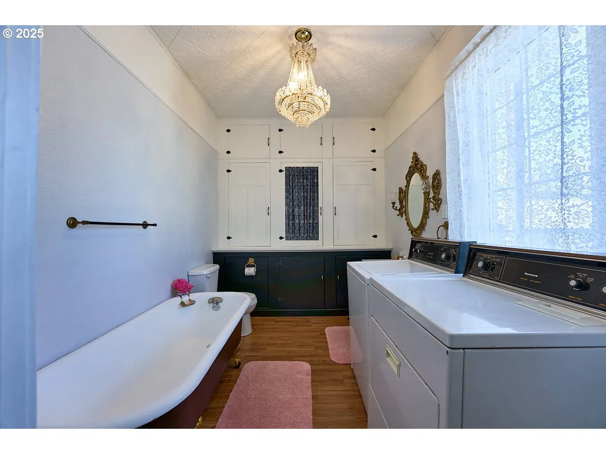 Bathroom-Main