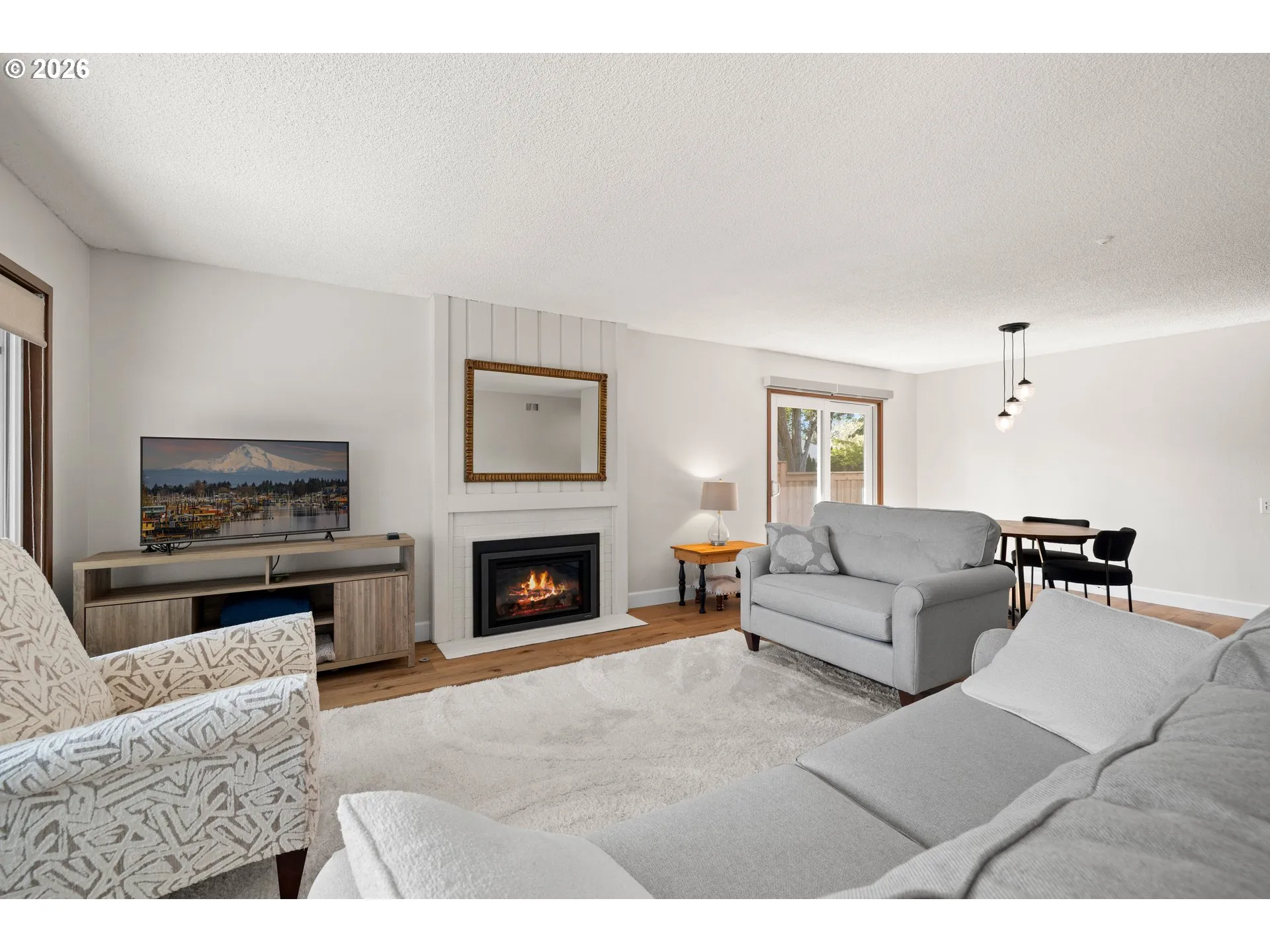 Living Room/Dining Room