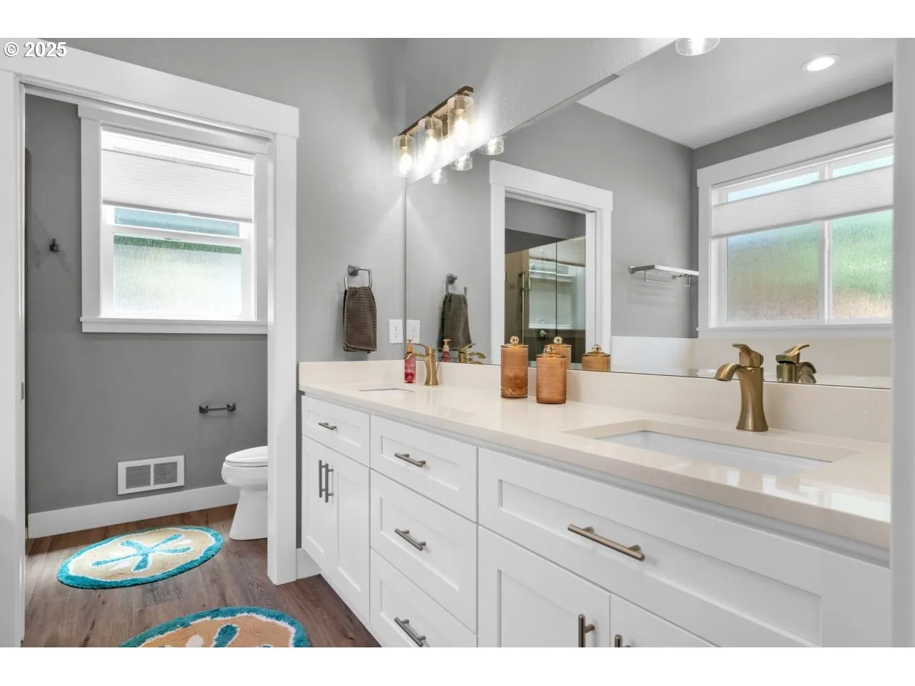 Bathroom-Double Sinks