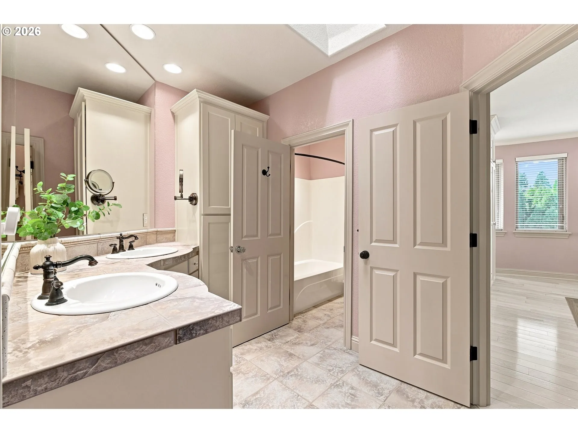 Bathroom-Jack and Jill