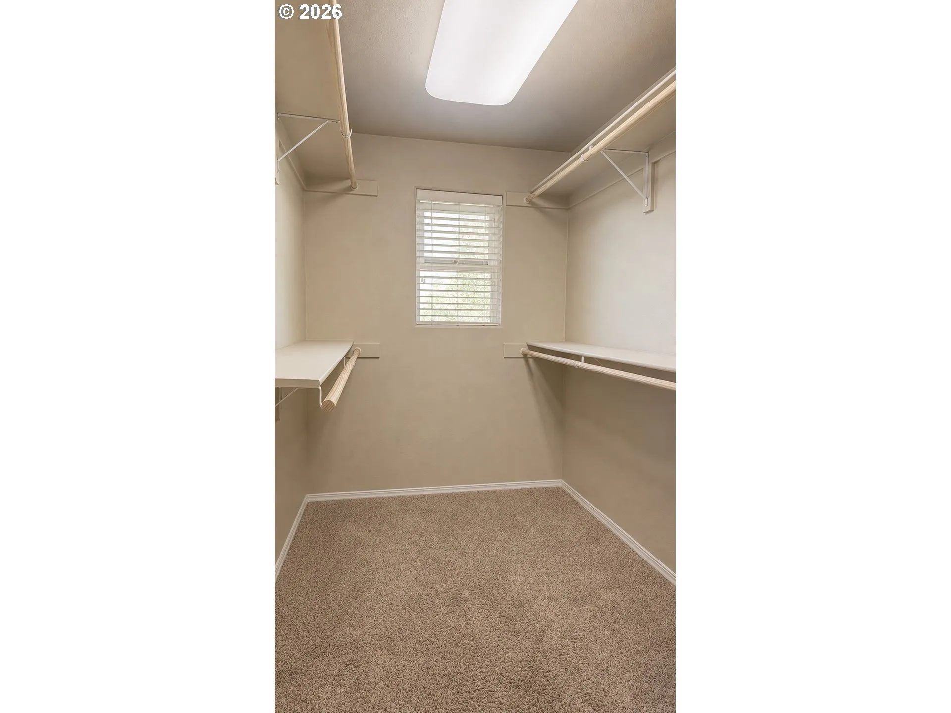 Bedroom, Owner's Suite-Walk-In Closet