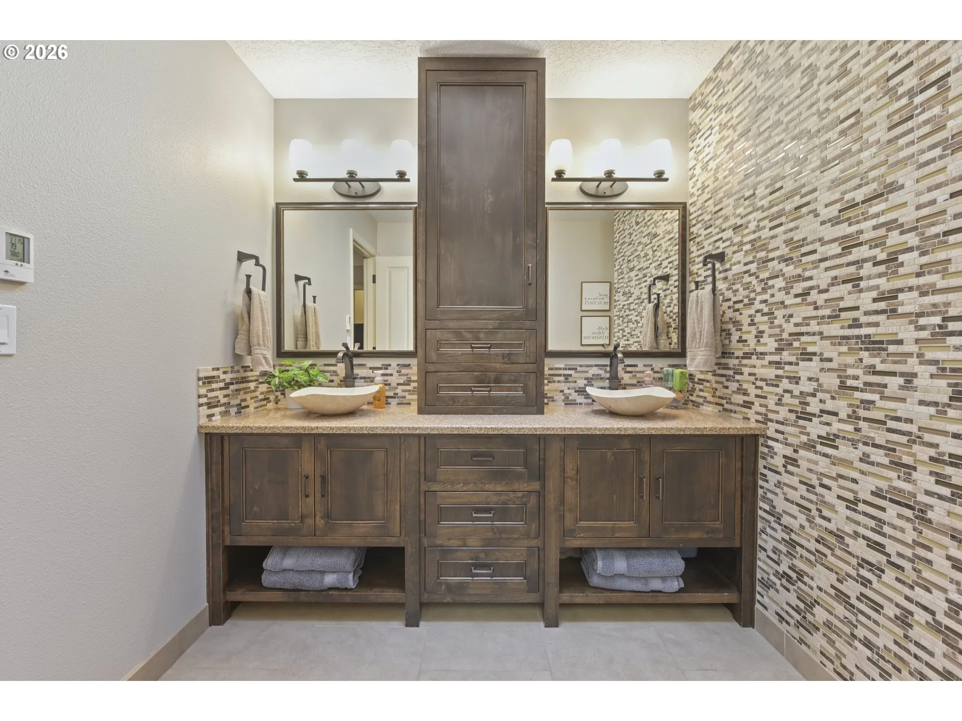 Bathroom, Attached-Double Sinks