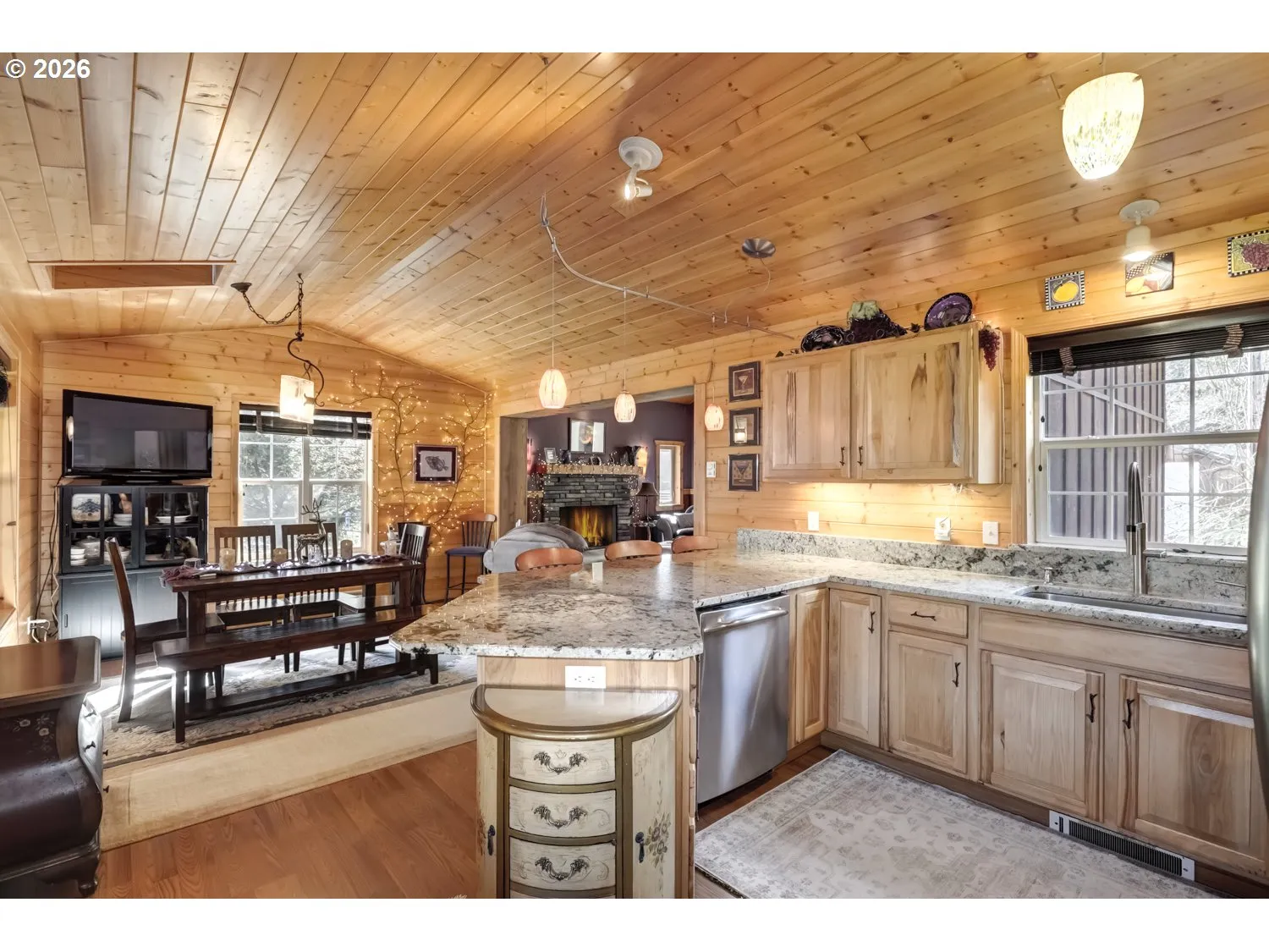 Kitchen/Dining Room
