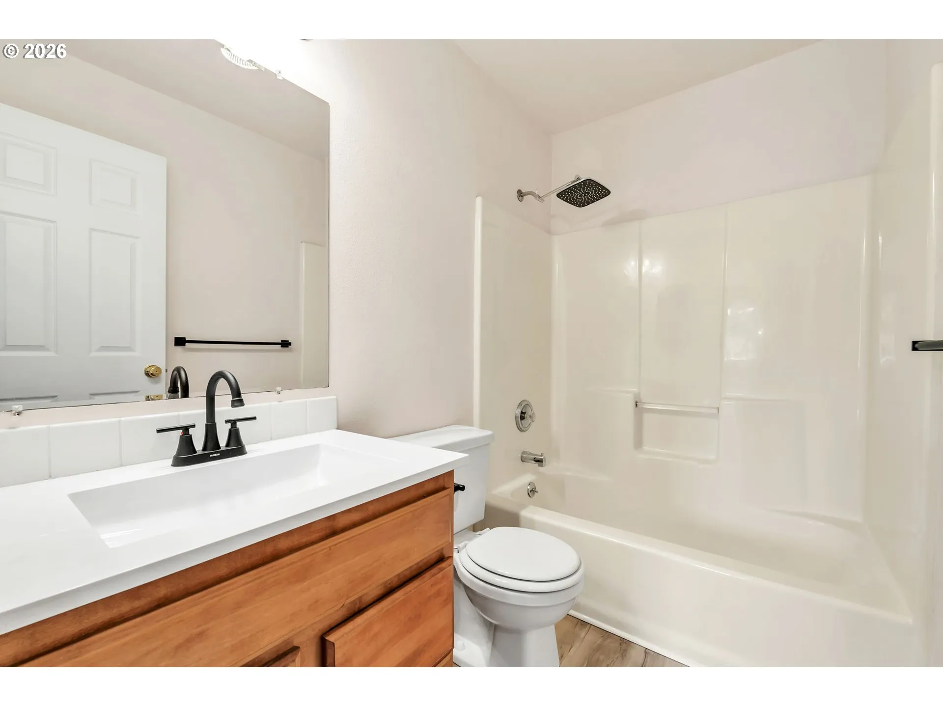 Bathroom-Upper