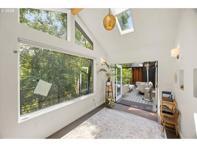 Den/Office-Skylight