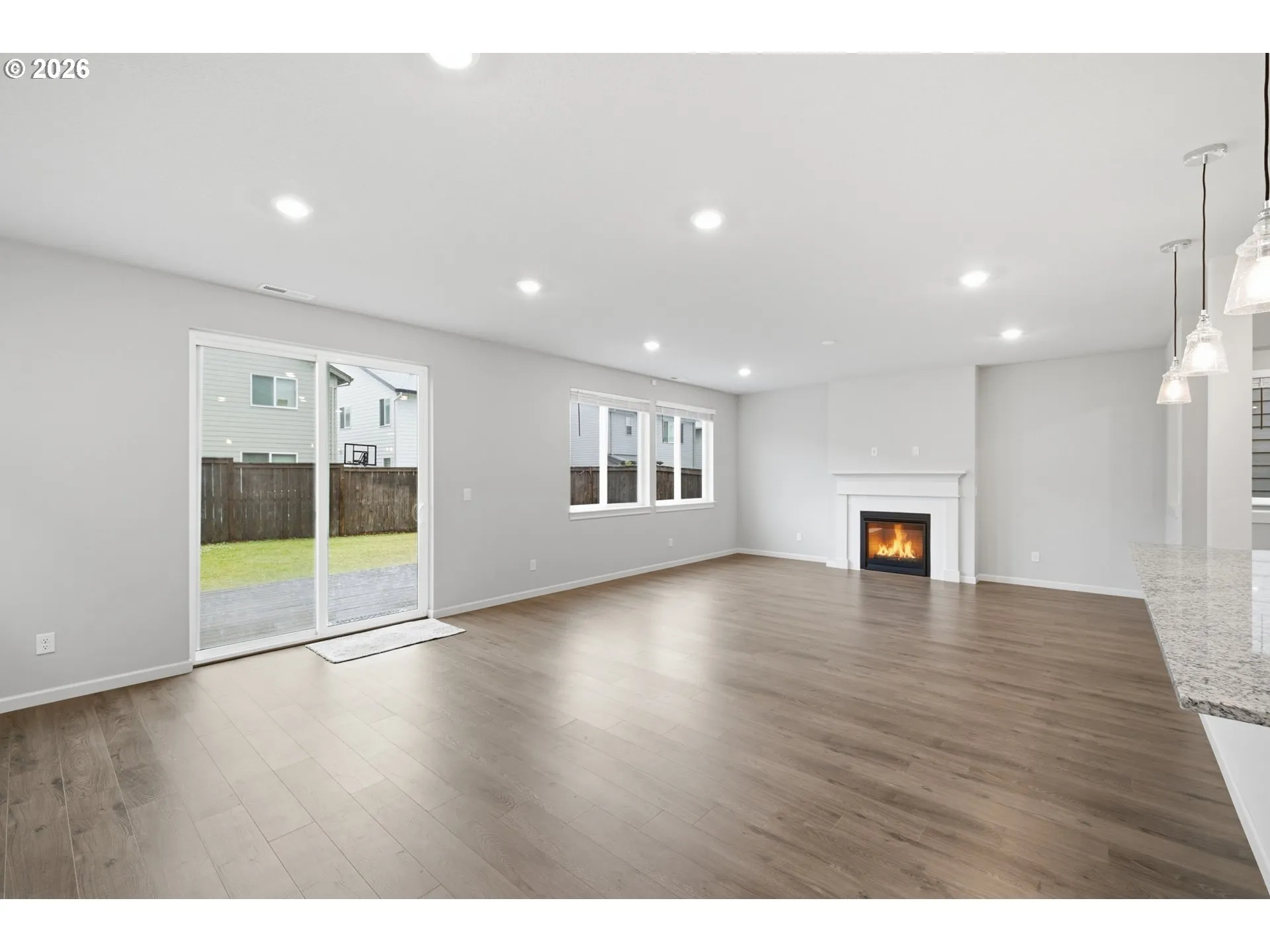 Living Room/Dining Room