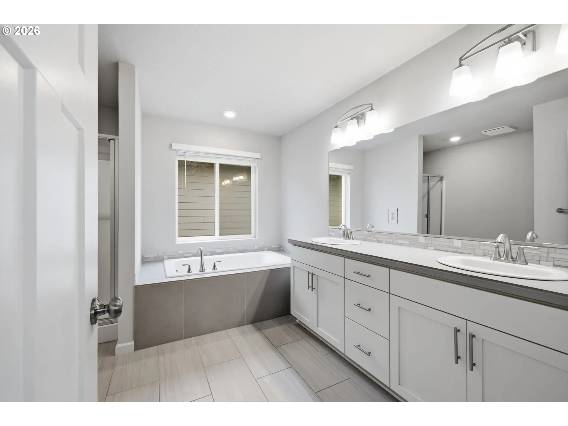 Owner's Suite Bathroom-Full Bathroom