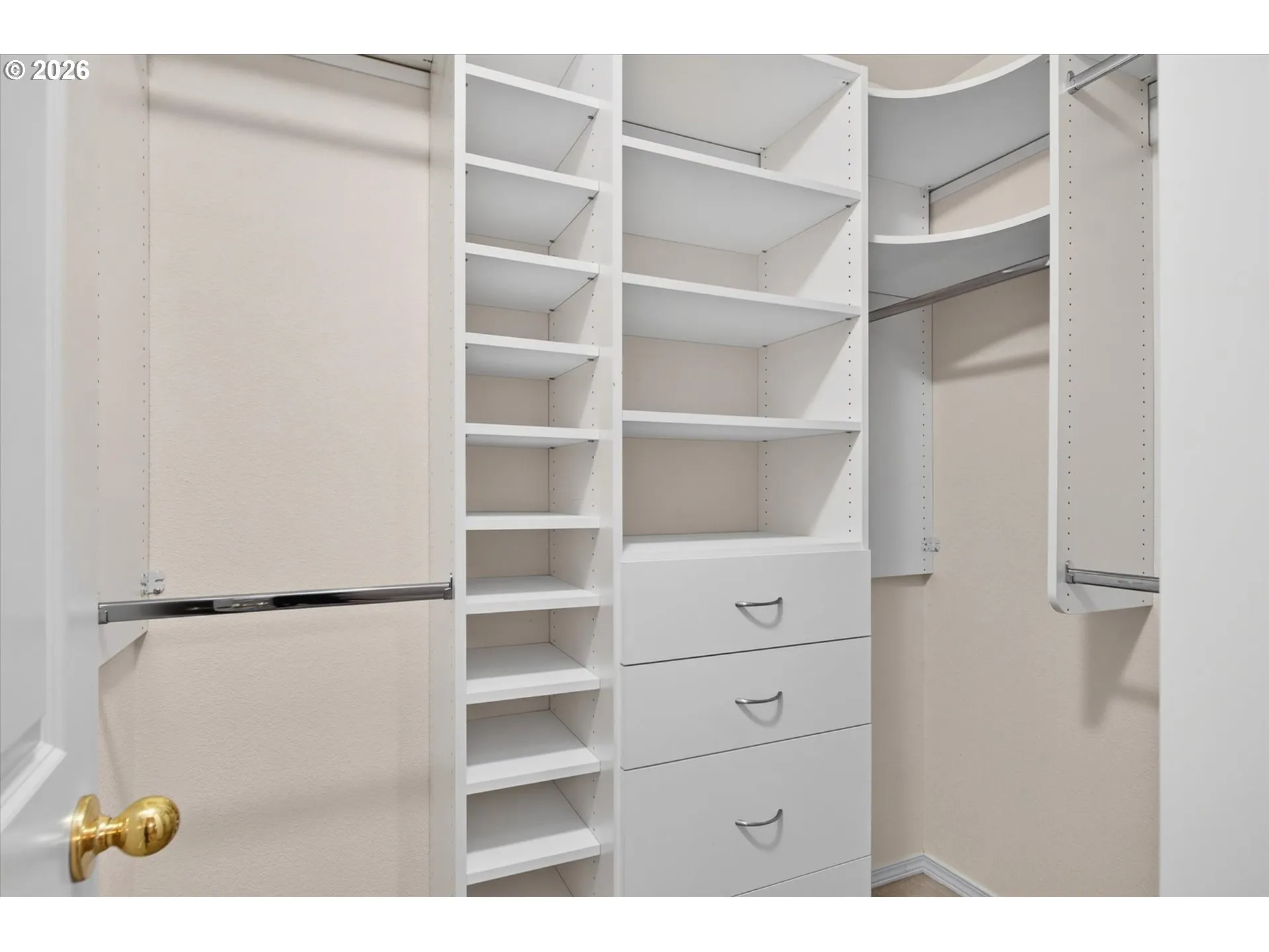 Bedroom, Primary-Walk-In Closet