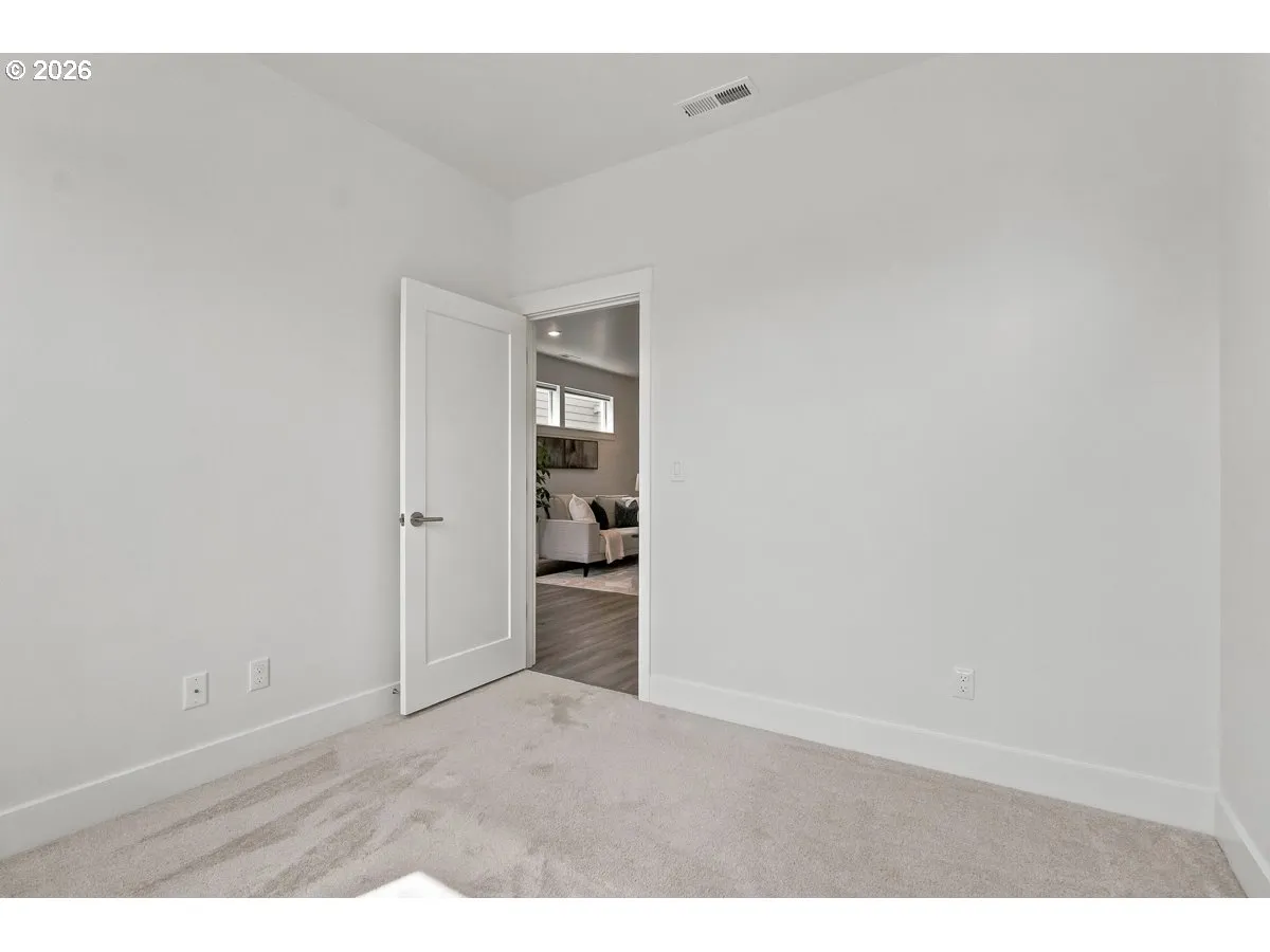 Den/Office-Lower