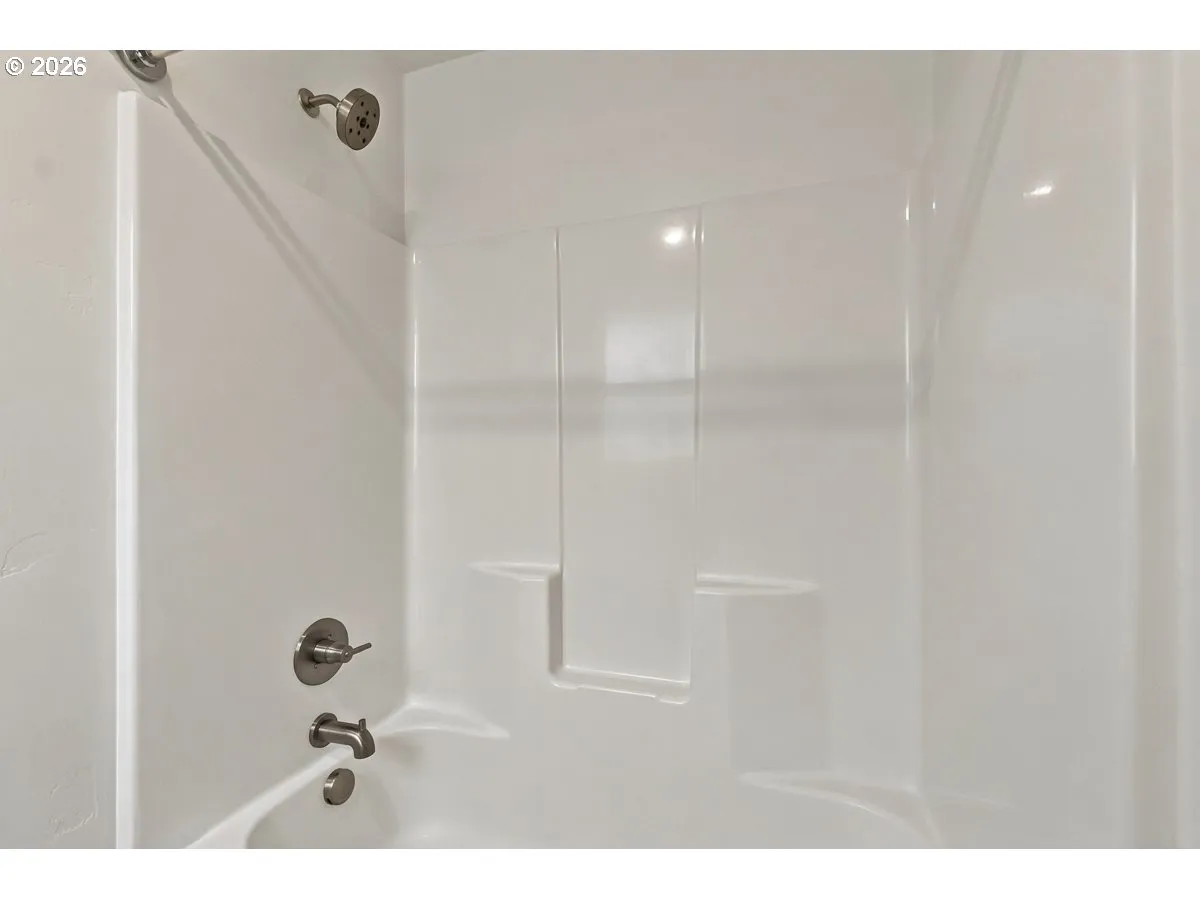 Bathroom-Upper