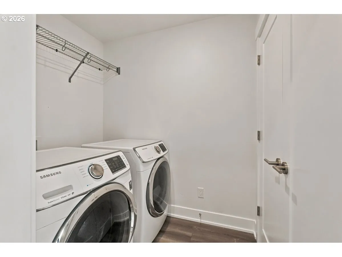 Laundry-Upper