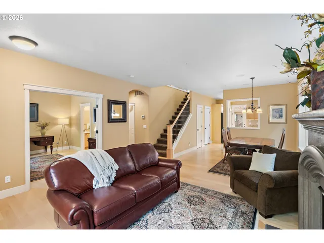 Living Room-Fireplace