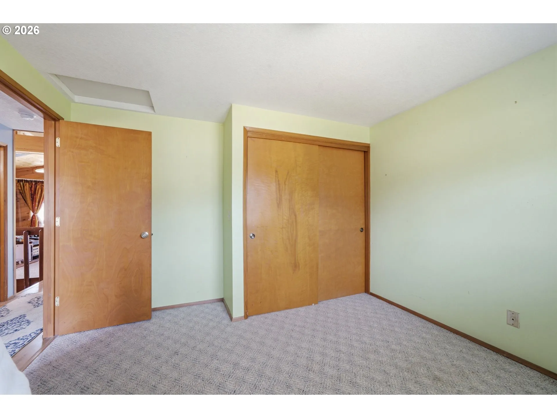 Bedroom-Upper