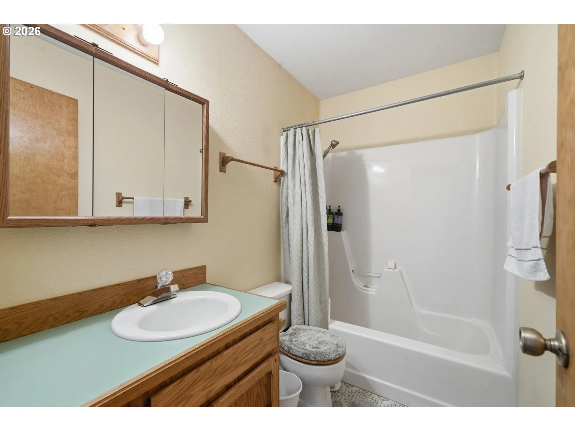 Bathroom-Lower