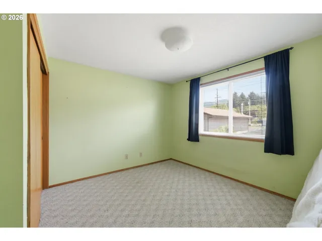Bedroom-Upper