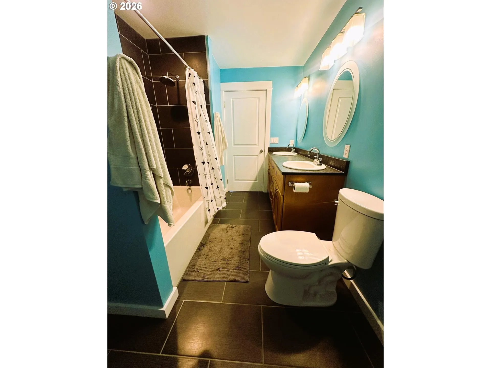 Bathroom-Upper
