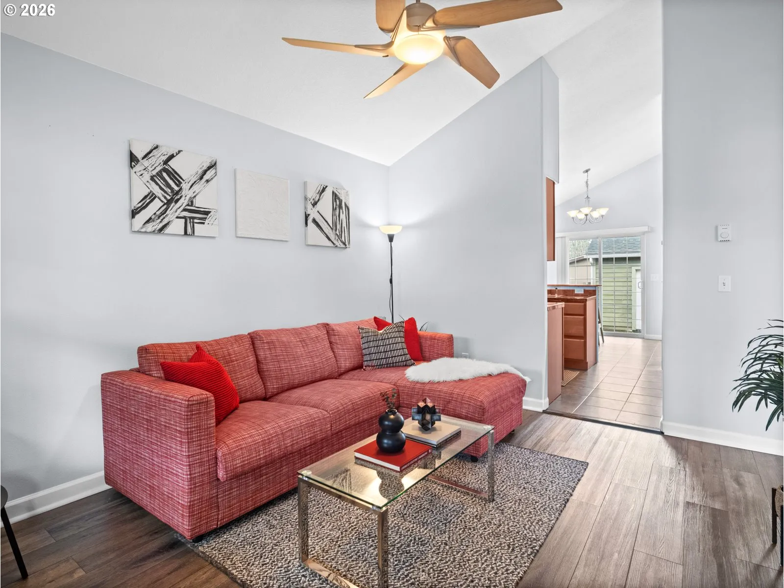 Living Room-Vaulted Ceilings