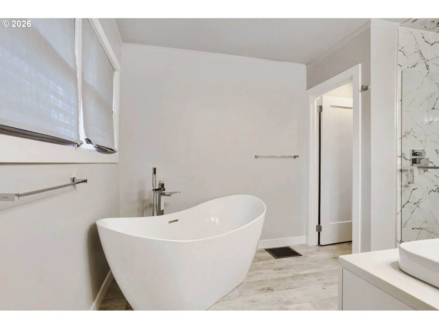 Bathroom, Attached
