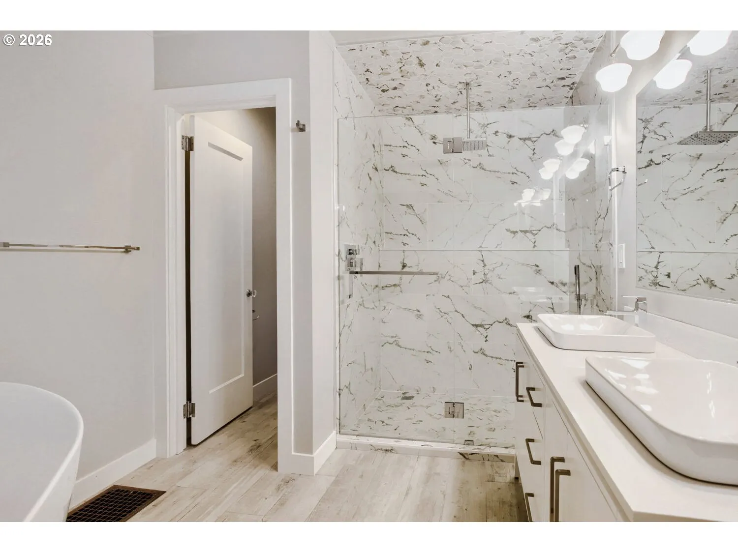 Bathroom, Attached