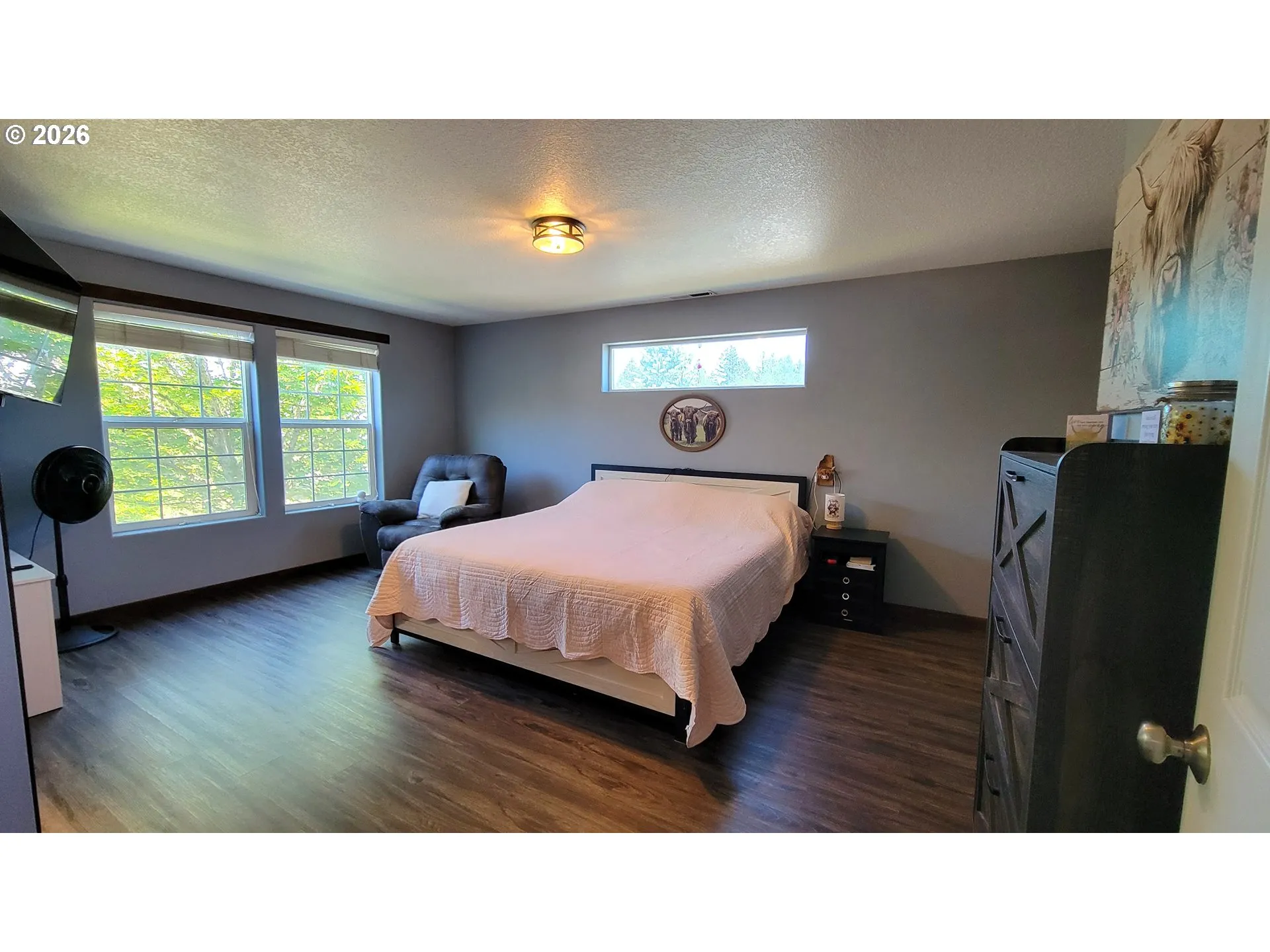 Bedroom, Owner's Suite-Upper