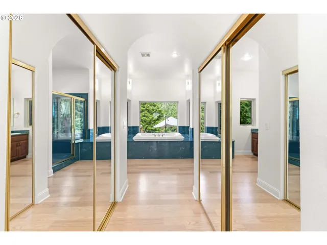 Primary Bedroom-Walk-In Closet