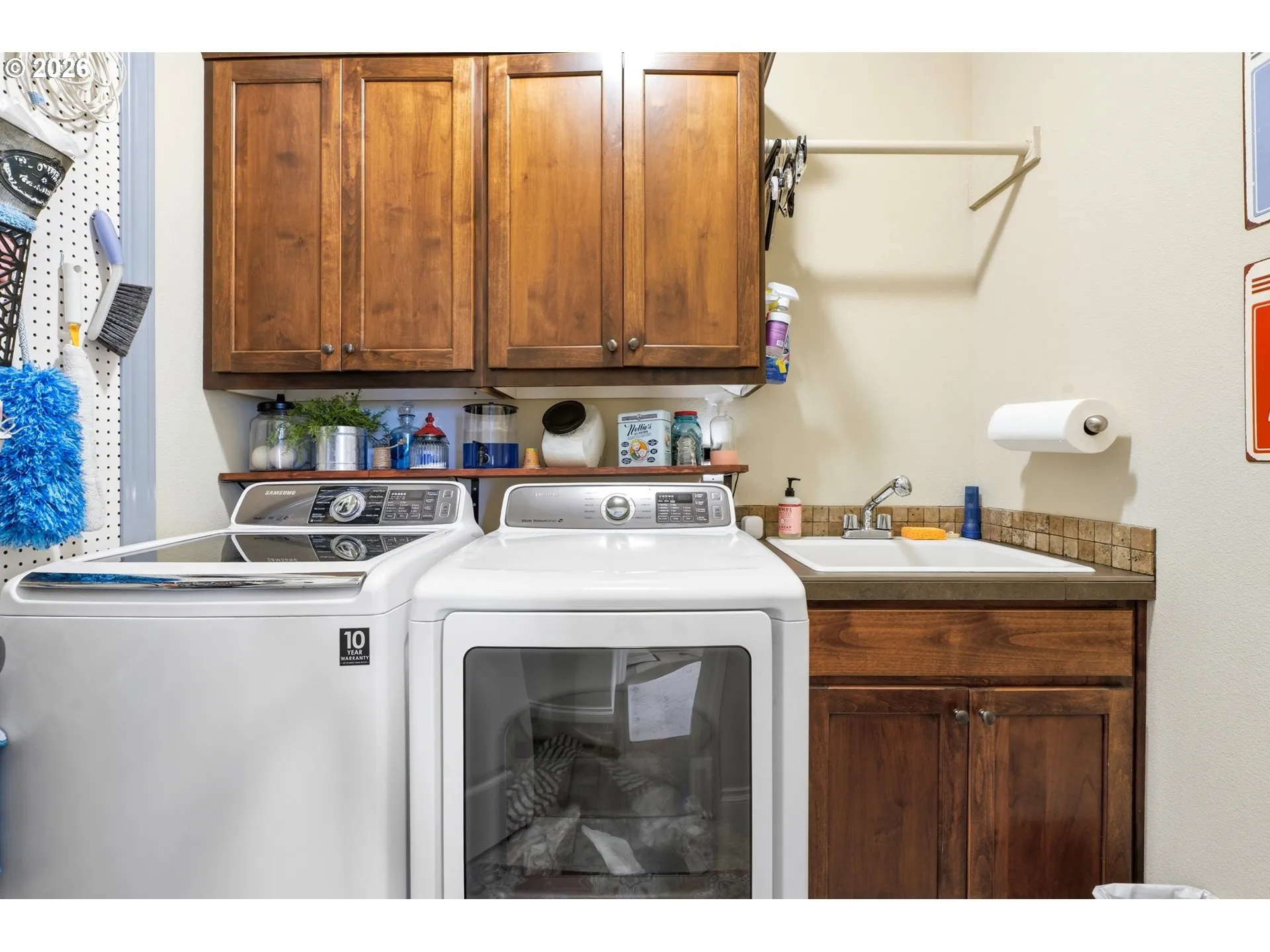 Laundry-Upper