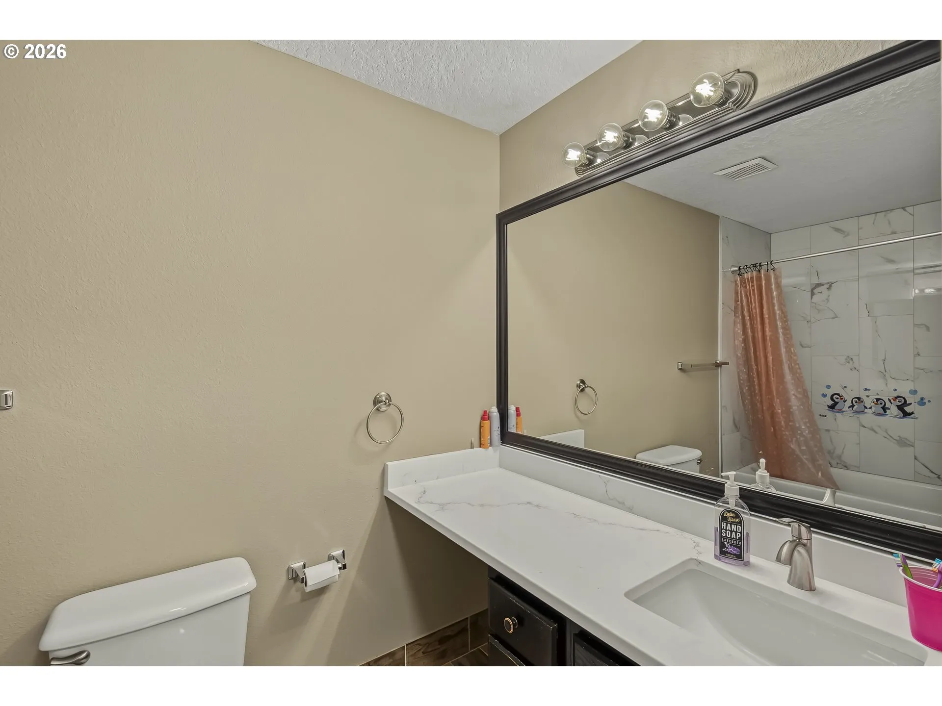 Bathroom, Attached-Upper
