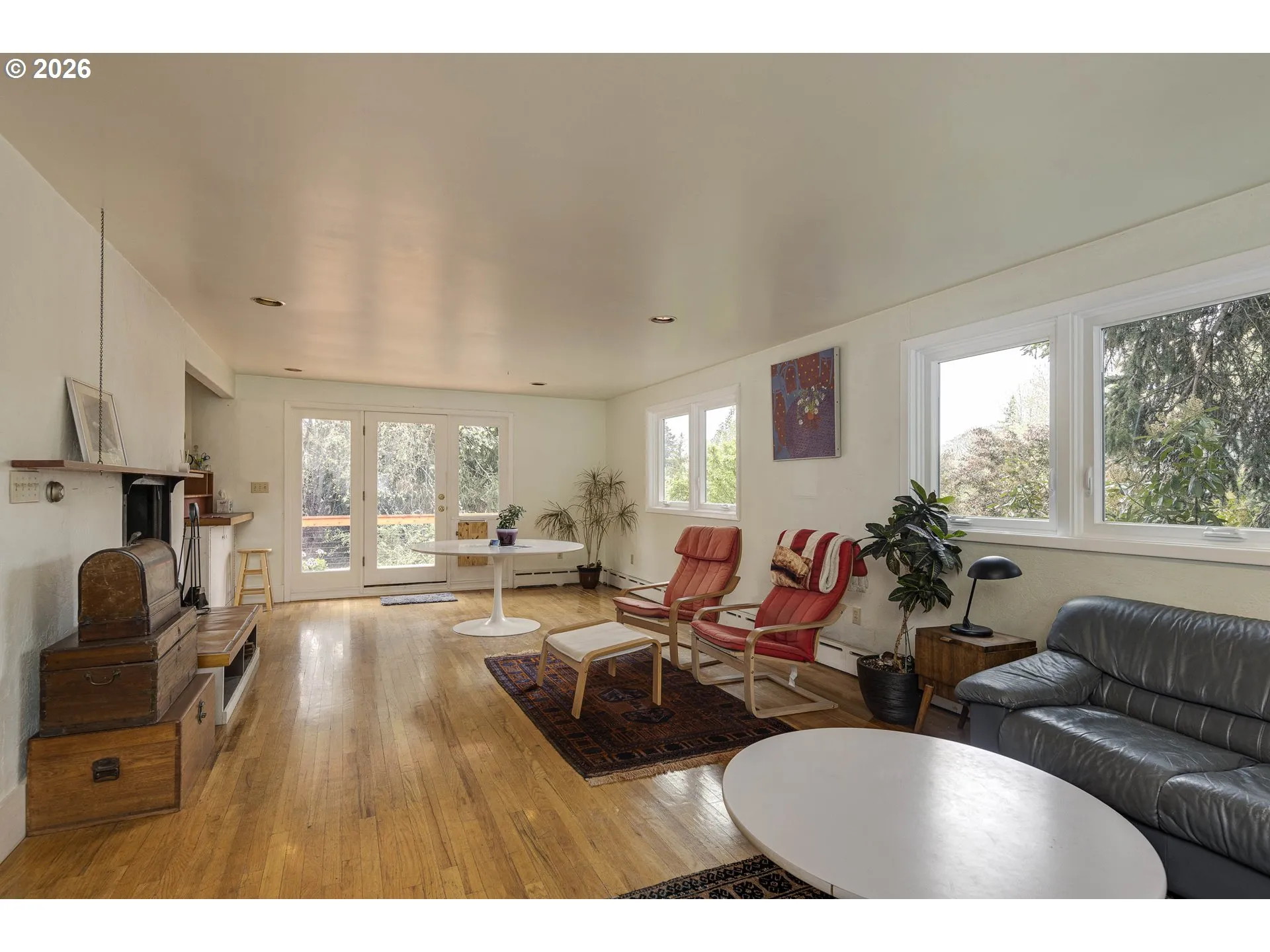 Living Room/Dining Room