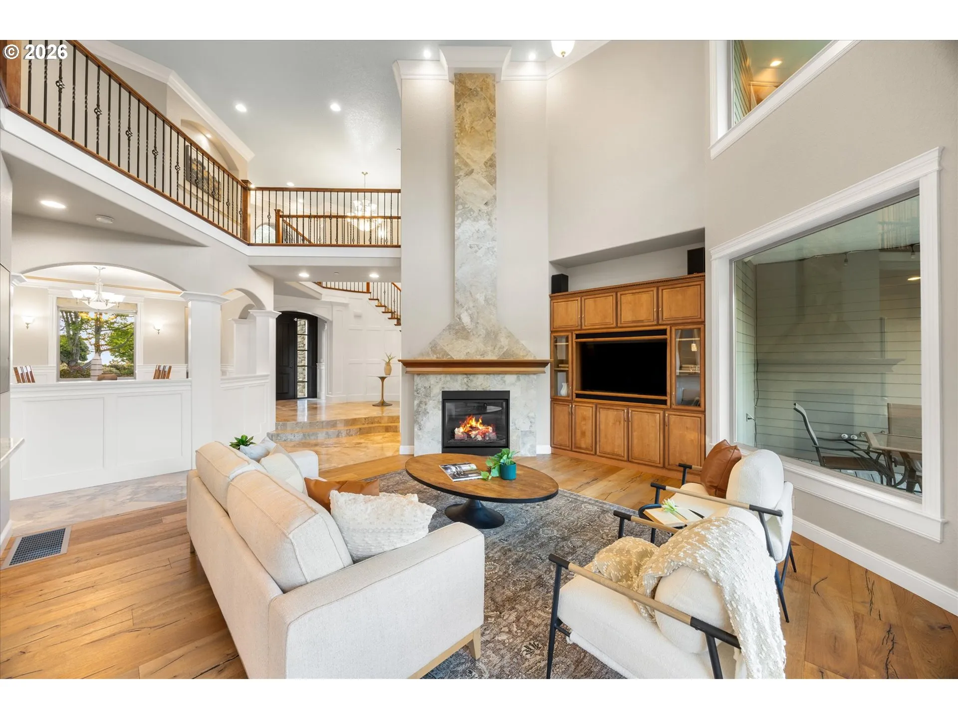 Living Room-Fireplace