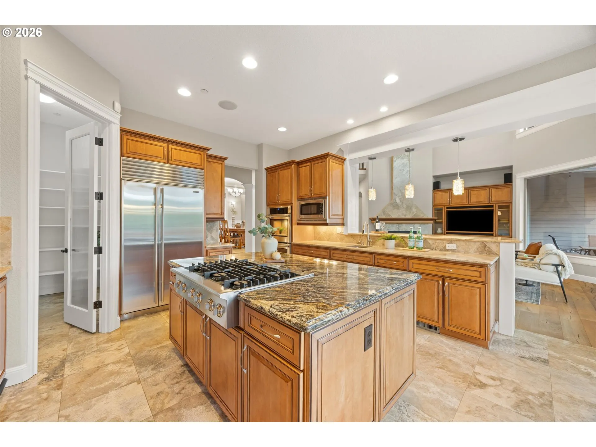 Kitchen-Cooking Island