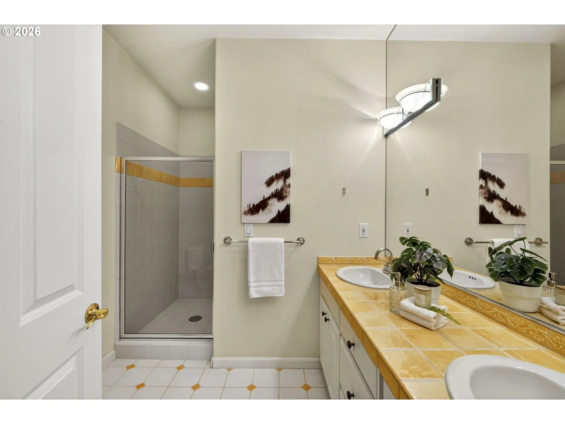 Bedroom, Primary #2-Upper