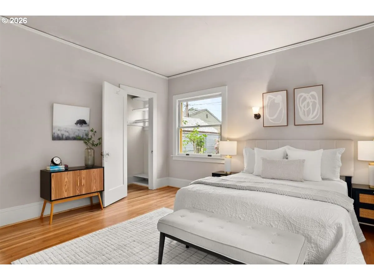 Bedroom, Primary-Walk-In Closet