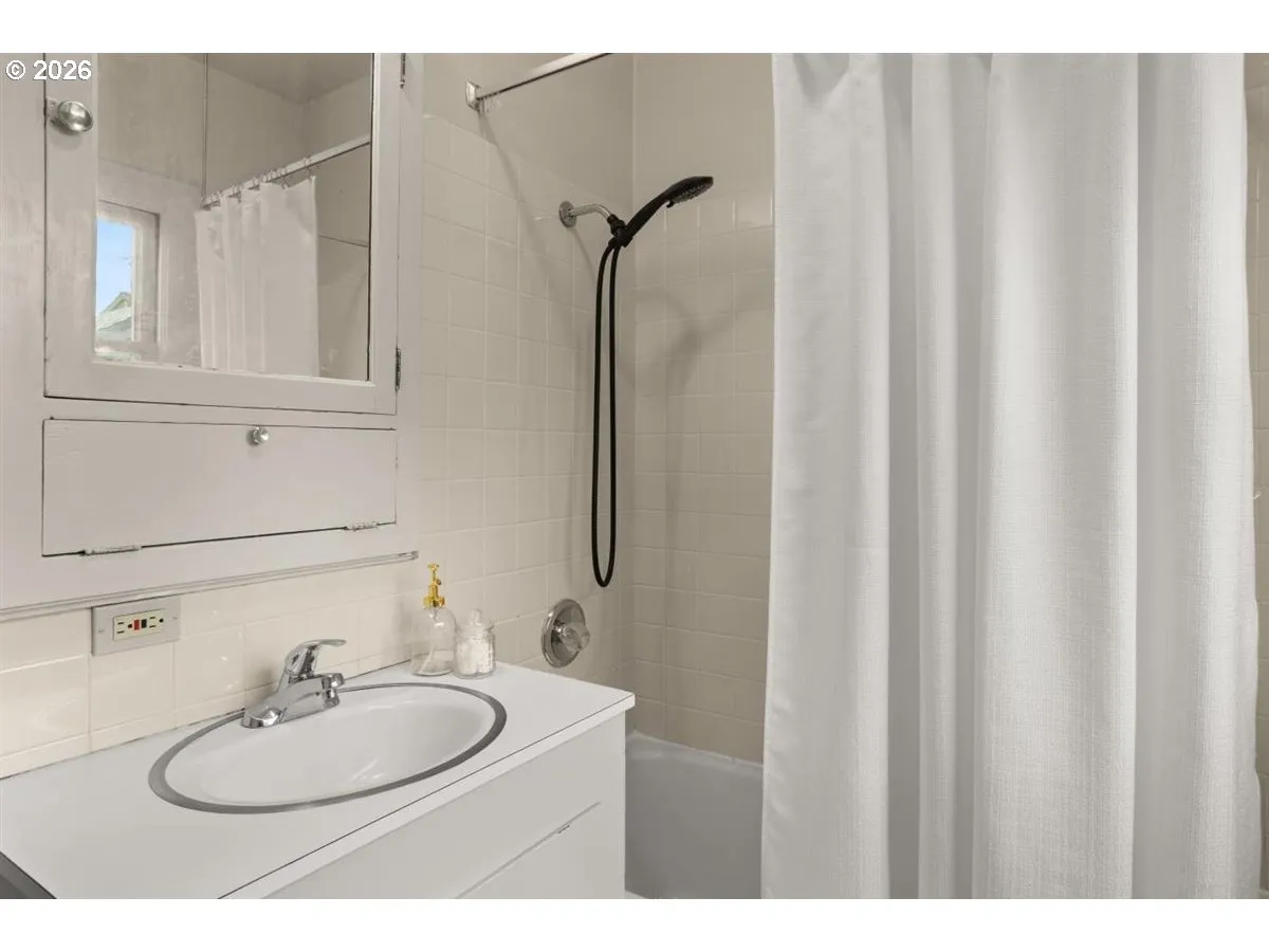 Bathroom-Main