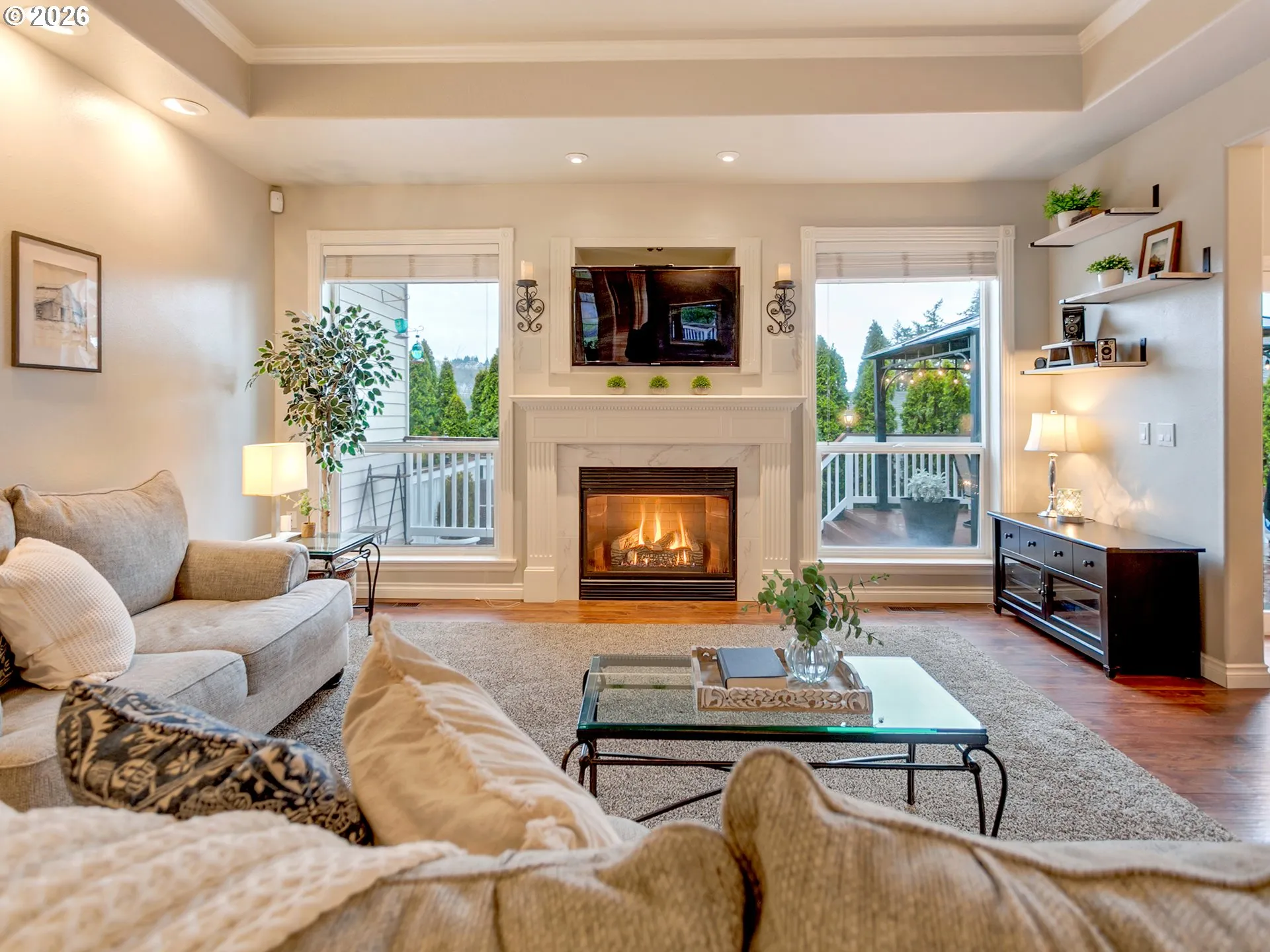 Living Room-Fireplace
