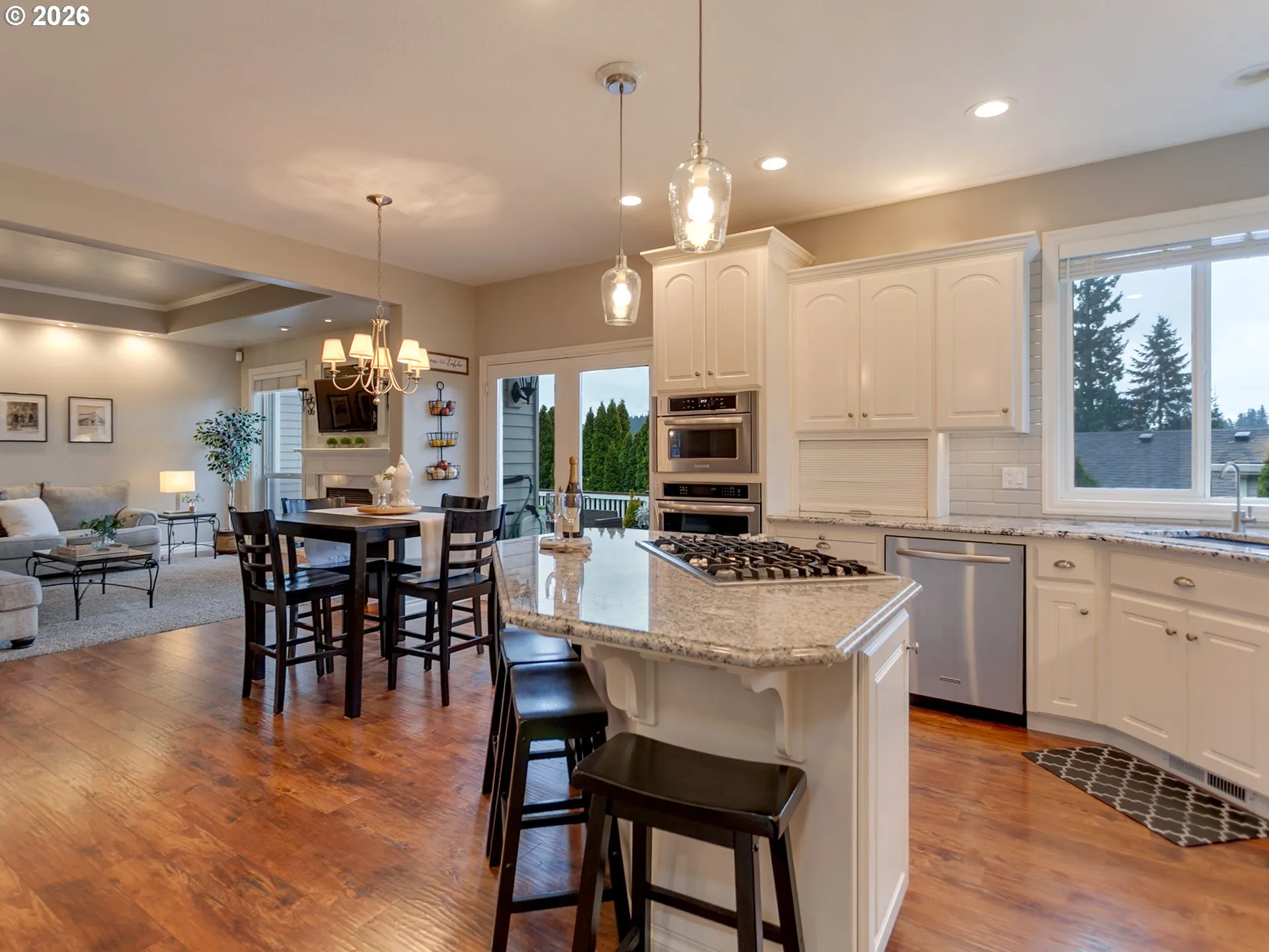 Kitchen-Cooking Island