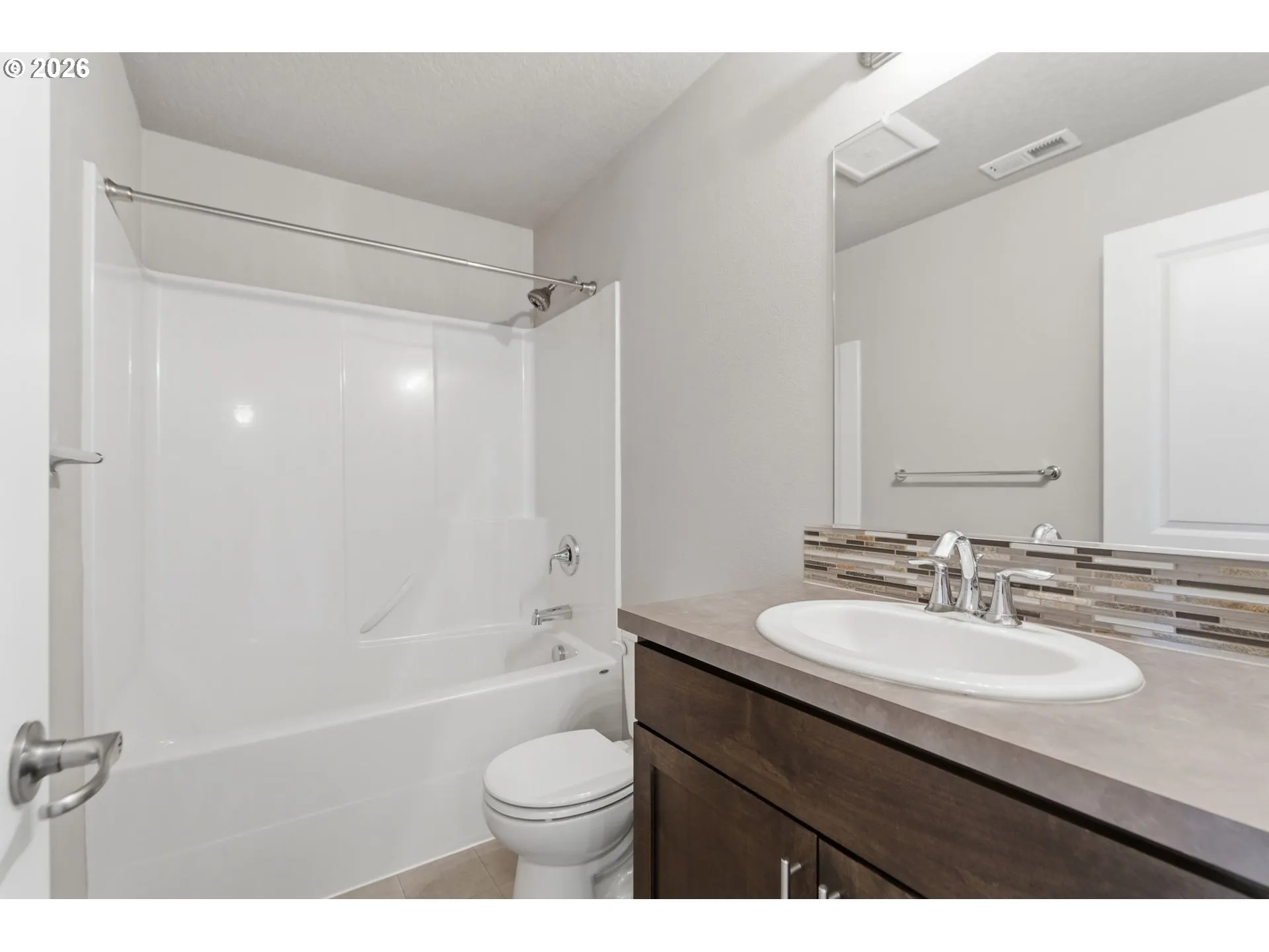 Bathroom-Upper