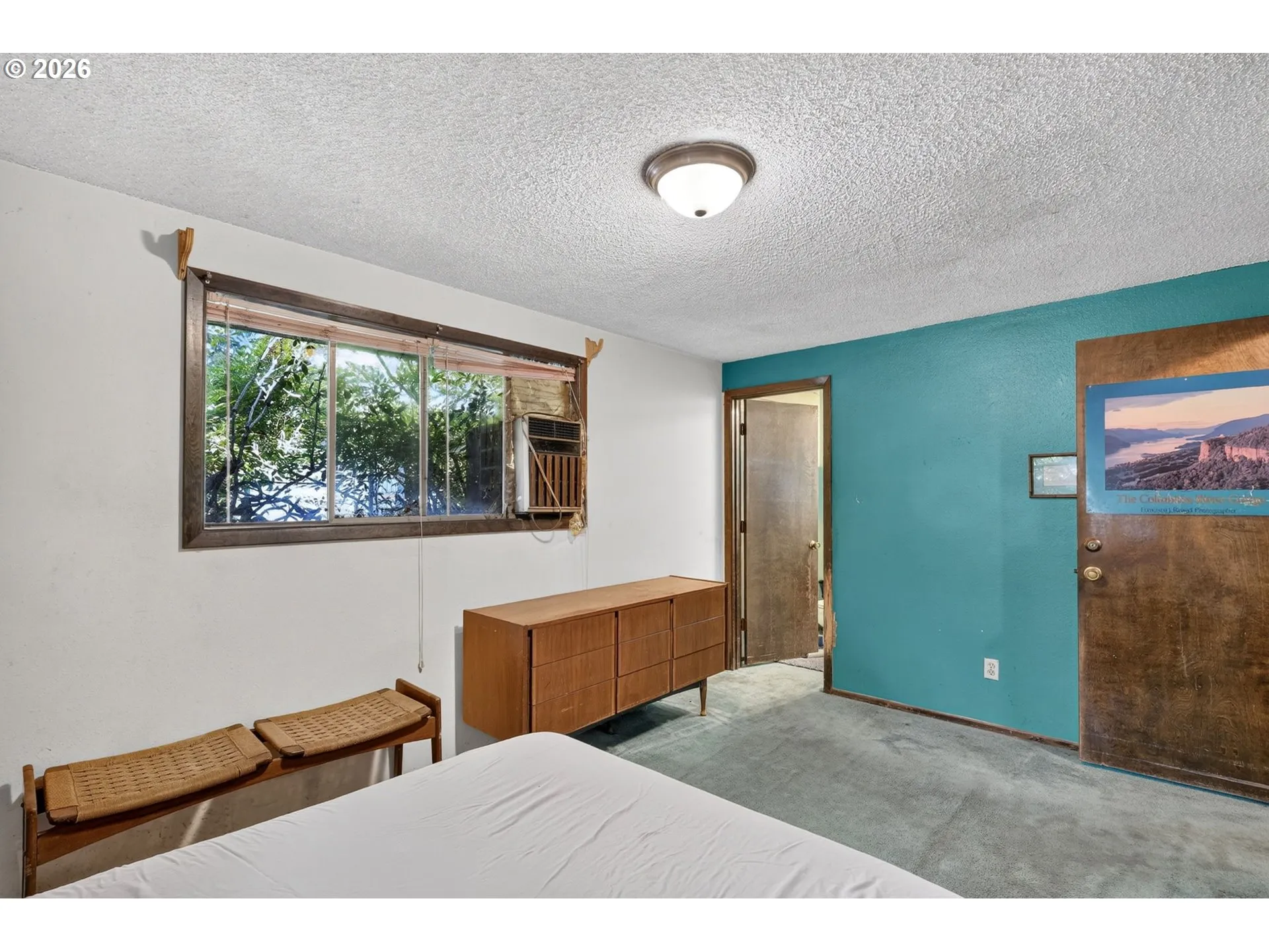 Primary Bedroom-Attached Bathroom