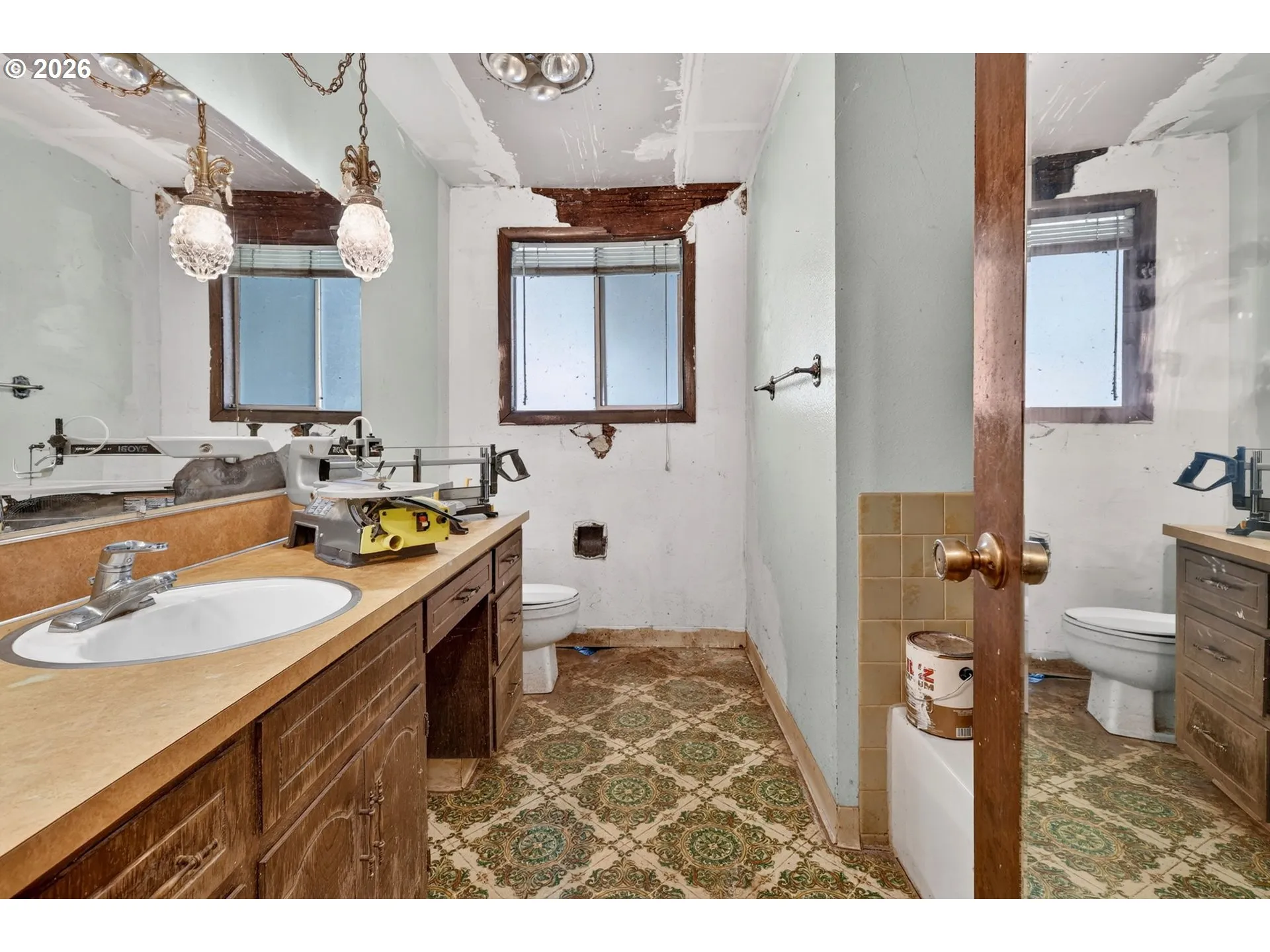 Bathroom-Hall