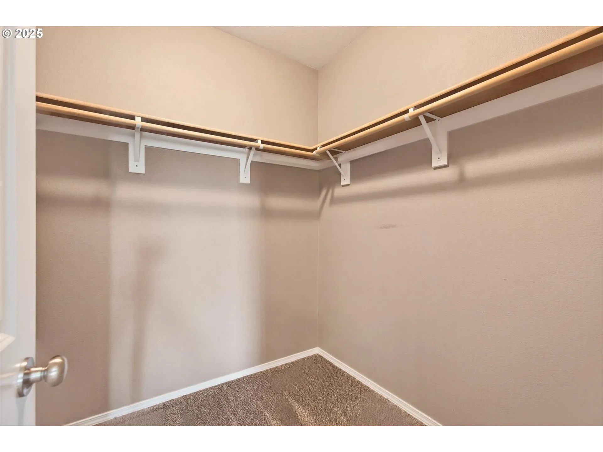 Bedroom, Owner's Suite-Walk-In Closet