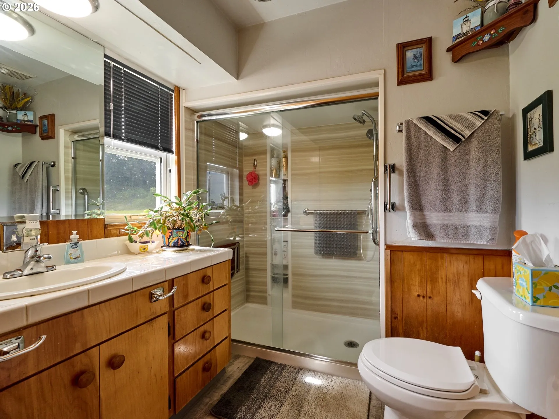 Bathroom-Walk in Shower