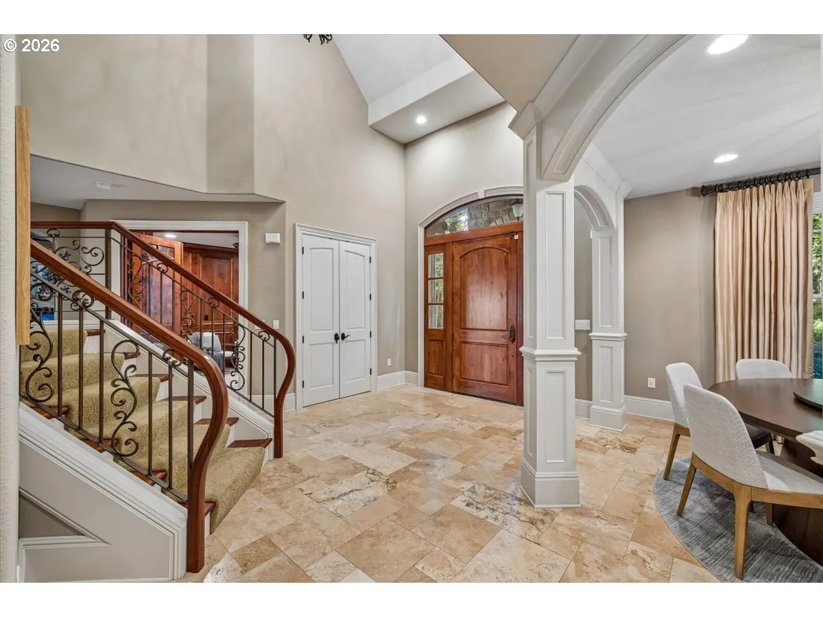 Entrance/Foyer