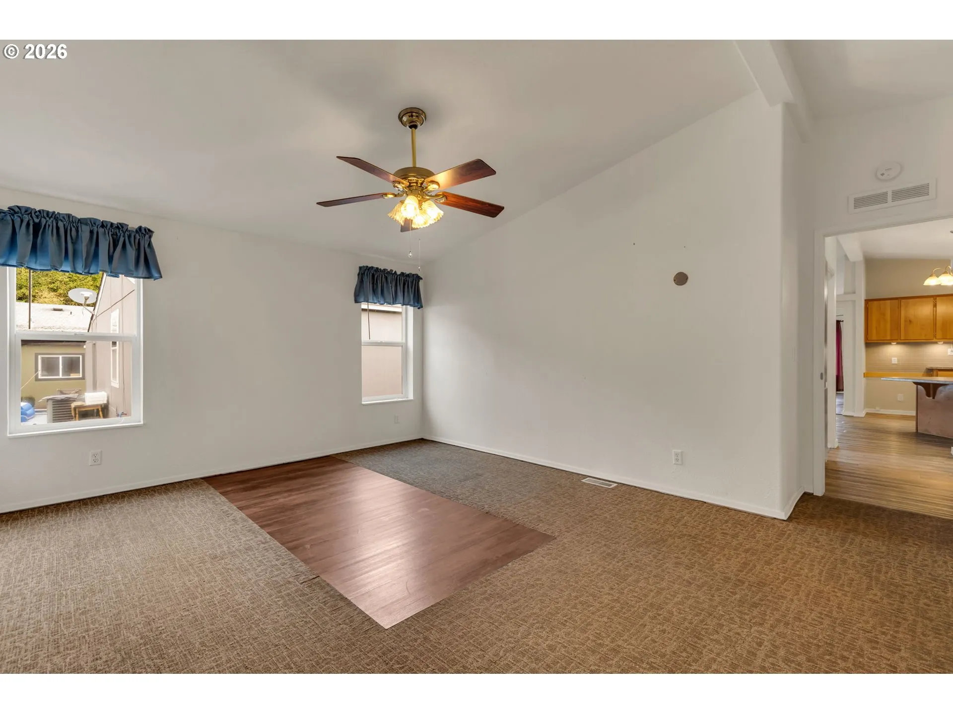 Bedroom, Primary