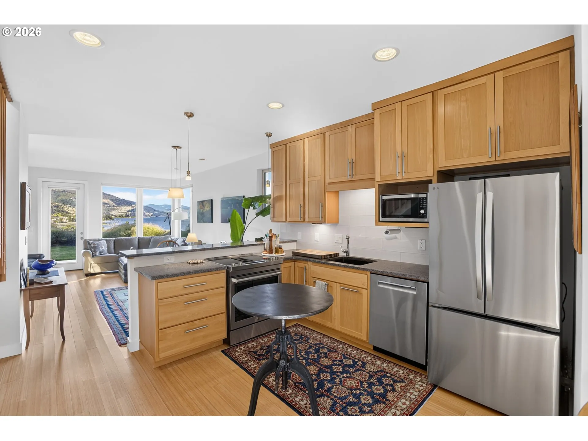 Kitchen/Living Room