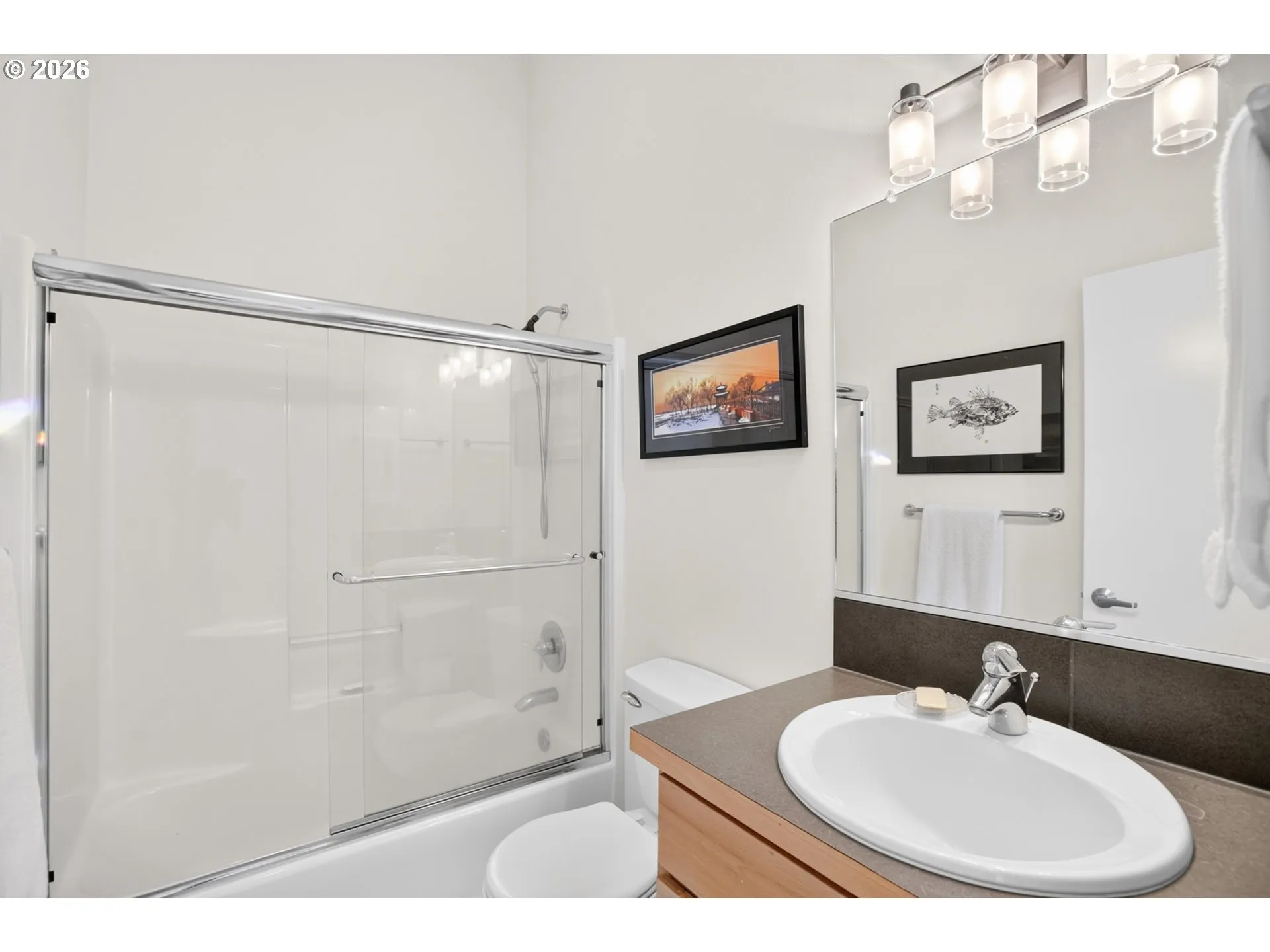 Bathroom-Upper
