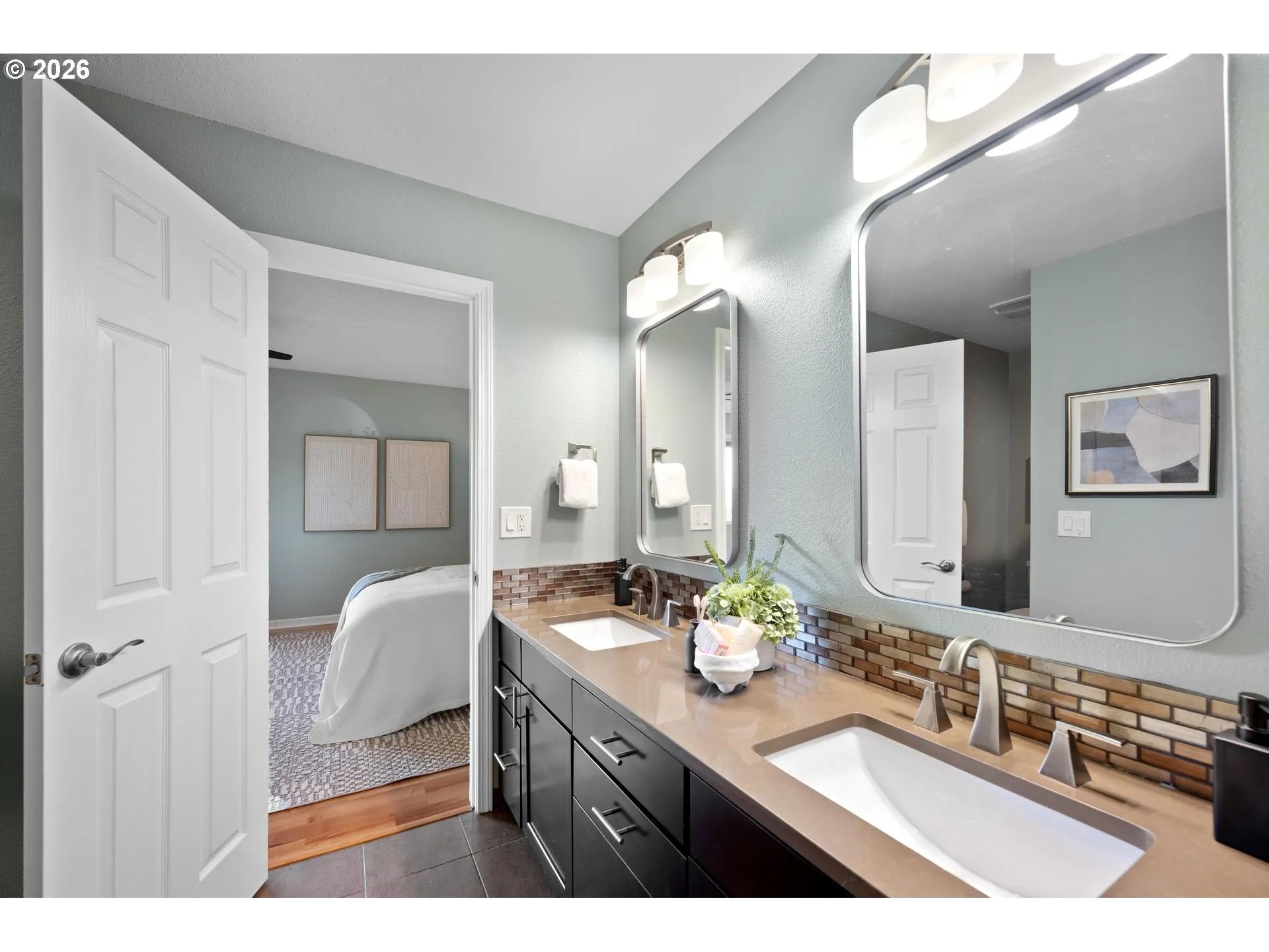Bathroom, Attached-Double Sinks